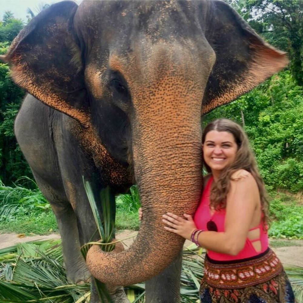 Meet your Posher, Hannah